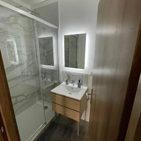 Apartment Centre